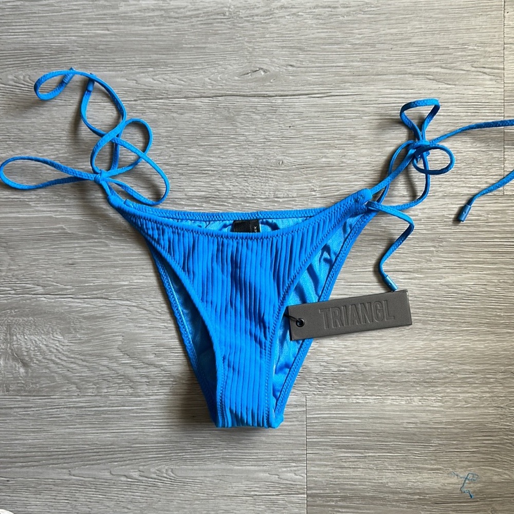 Arles rib string bathing suit bottom - Picture 5 of 7